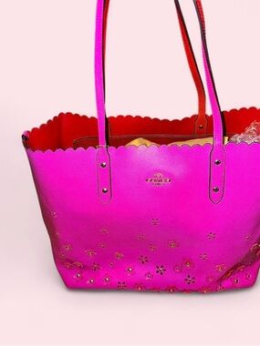 Coach City Tote in Floral Applique Leather-Dahlia Pink F37651